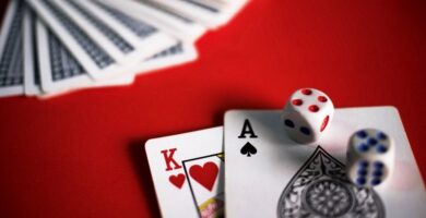 10 mitos que desterrar sobre el Blackjack Reglas y estrategias del Blackjack progresivo